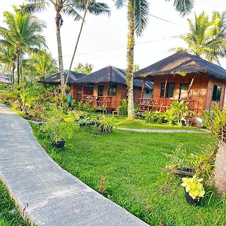 Cris & Mar Homestay Burgos  Exterior photo