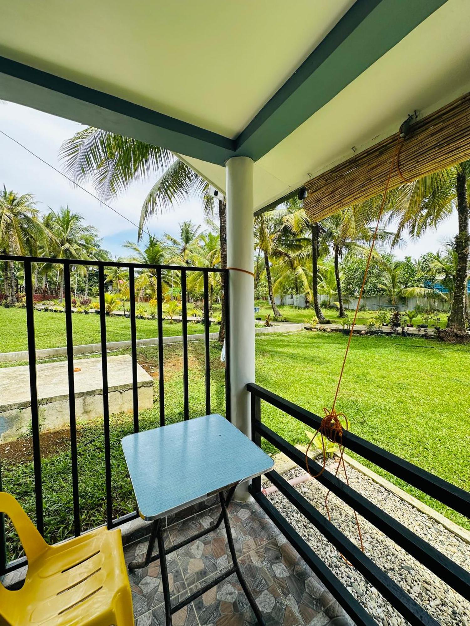 Cris & Mar Homestay Burgos  Exterior photo